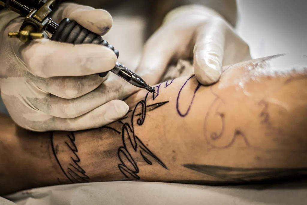 Tatouage et nutrition : pour une Cicatrisation Optimale 2 Tatouage